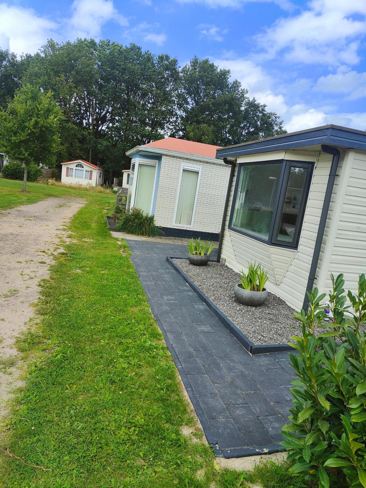 Chalet Midden In De Natuur! Anloo Exteriér fotografie